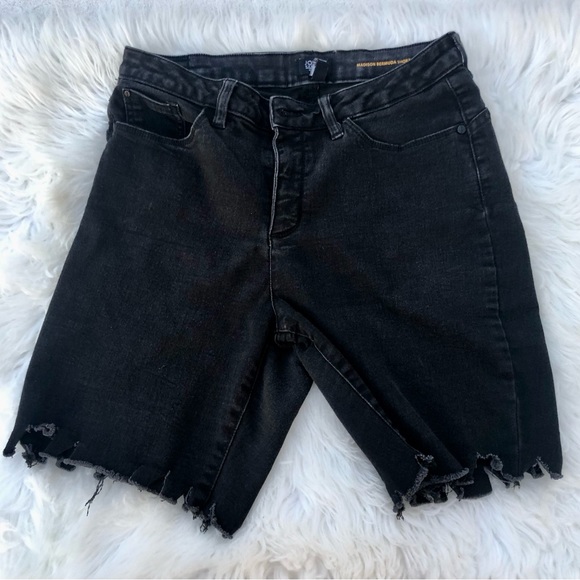 Jones New York Pants - Jones New York Black Denim Shorts Madison Bermuda sz. 10